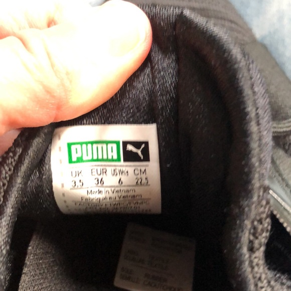 Puma Black Sneakers size 6 - Picture 5 of 7